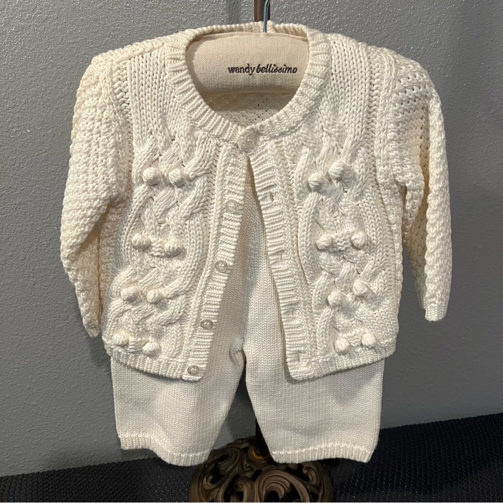Wendy Bellissimo 0-3 Months Sweater Set Sweater Pant Set With Hanger